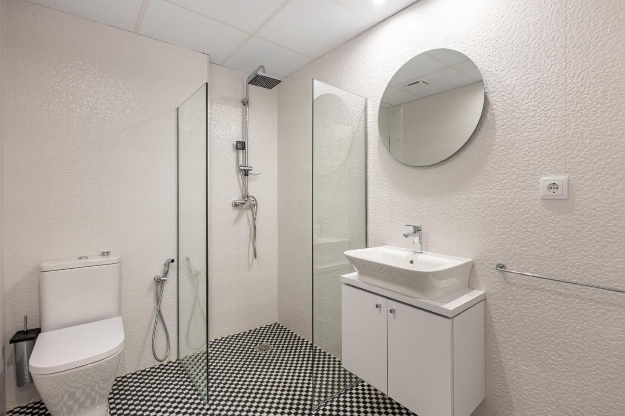 Apartamentos Puerta Elvira Suites 3000 Granada Buitenkant foto