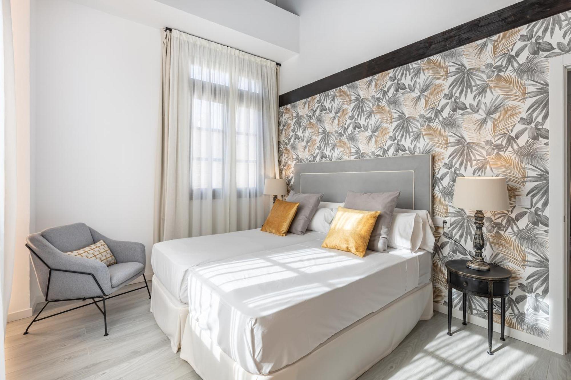 Apartamentos Puerta Elvira Suites 3000 Granada Buitenkant foto